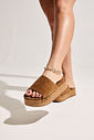 UBUD - TAMANCO FLATFORM FEMININO SALTO MADEIRA COURO CAMEL UBUD - TAMANCO FLATFORM FEMININO SALTO MADEIRA COURO CAMEL