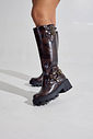 NAMU - BOTA FEMININA BIKER CANO LONGO TRATORADA MARROM NAMU - BOTA FEMININA BIKER CANO LONGO TRATORADA MARROM