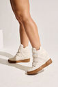 SUKI - TÊNIS SNEAKER FEMININO OFF WHITE SUKI - TÊNIS SNEAKER FEMININO OFF WHITE