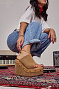 ZAIRA - TAMANCO FEMININO CAMURÇA BEGE ZAIRA - TAMANCO FEMININO CAMURÇA BEGE