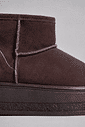 HIORI - BOTA FEMININA PELUCIADA COURO MARROM HIORI - BOTA FEMININA PELUCIADA COURO MARROM