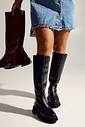ZUNA - BOTA FEMININA CANO LONGO TRATORADA PRETA