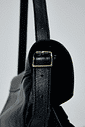 BOLSA FEMININA COURO OMBRO PRETO - VICK
