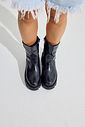 NAMU - BOTA FEMININA BIKER CANO CURTO TRATORADA PRETA NAMU - BOTA FEMININA BIKER CANO CURTO TRATORADA PRETA