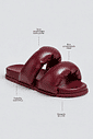 lili-papete-anatomica-feminina-bordo Papete Anatômica Lili Bordô em ângulo 3/4, com tiras puffer e solado anatômico em destaque