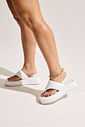 BÚZIOS - CHINELO FLATFORM COURO FEMININO BRANCO BÚZIOS - CHINELO FLATFORM COURO FEMININO BRANCO