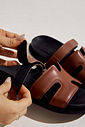 ZALICA - PAPETE ANATÔMICA FEMININA VELCRO CAMEL ZALICA - PAPETE ANATÔMICA FEMININA VELCRO CAMEL
