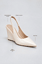 scarpin-feminino-salto-anabela-slinback-off-white-suzan Scarpin feminino salto anabela slingback off white com bico fino, vista lateral completa