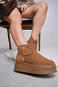HIORI - BOTA FEMININA PELUCIADA COURO BEGE HIORI - BOTA FEMININA PELUCIADA COURO BEGE