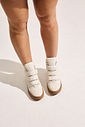 SUKI - TÊNIS SNEAKER FEMININO OFF WHITE SUKI - TÊNIS SNEAKER FEMININO OFF WHITE