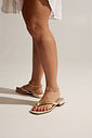 BRUNA - RASTEIRA FEMININA SALTO BAIXO OFF WHITE BRUNA - RASTEIRA FEMININA SALTO BAIXO OFF WHITE