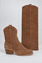 bota-feminina-2-em-1-salto-baixo-couro-camel-zuri Bota feminina 2 em 1 salto baixo couro camel Zuri com cano removível separado