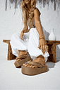 sakura-tamanco-feminino-tiras-puffer-camurça-bege SAKURA - CHINELO FLATFORM TIRAS PUFFER CAMURÇA BEGE