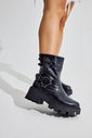NAMU - BOTA FEMININA BIKER CANO CURTO TRATORADA PRETA NAMU - BOTA FEMININA BIKER CANO CURTO TRATORADA PRETA