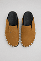 EMMA - CLOG FEMININO TACHAS COURO BEGE EMMA - CLOG FEMININO TACHAS COURO BEGE