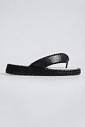 TOKYO - CHINELO FLATFORM PRETO E BRANCO