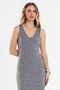 Vestido Feminino Midi Decote Em V Endless Vestido Feminino Midi Decote Em V Endless