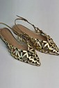 SAVINA - SAPATILHA SLINGBACK COURO COM TACHAS DOURADA SAVINA - SAPATILHA SLINGBACK COURO COM TACHAS DOURADA