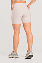 Shorts Fitness Bolso Lateral Premium Off White Shorts Fitness Bolso Lateral Premium Off White