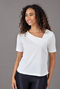 Blusa Feminina Gola Assimétrica Off White