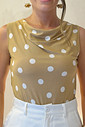 Blusa Gola Boba poá bege Blusa Gola Boba poá bege