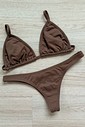CONJUNTO: TOP SIMPLE E CALCINHA DUDA MOCHA CONJUNTO: TOP SIMPLE E CALCINHA DUDA MOCHA