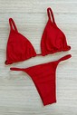 CONJUNTO: TOP LOLA E CALCINHA CARLY CARMIN CONJUNTO: TOP LOLA E CALCINHA CARLY CARMIN