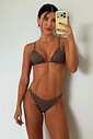 CONJUNTO: TOP SIMPLE E CALCINHA DUDA POÁ AMALFI CONJUNTO: TOP SIMPLE E CALCINHA DUDA POÁ AMALFI