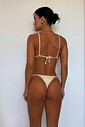 CONJUNTO: TOP LOLA E CALCINHA CARLY OFF-WHITE
