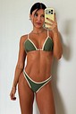 CONJUNTO: TOP SIMPLE E CALCINHA DUDA MILITAR+OFF CONJUNTO: TOP SIMPLE E CALCINHA DUDA MILITAR+OFF