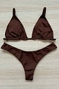 CONJUNTO: TOP LOLA E ASA DELTA CAFÉ CONJUNTO: TOP LOLA E ASA DELTA CAFÉ