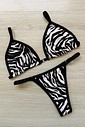 CONJUNTO: TOP SIMPLE E CALCINHA SUZY ZEBRA CONJUNTO: TOP SIMPLE E CALCINHA SUZY ZEBRA