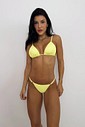 Conjunto: TOP SIMPLE E CALCINHA SUZY BUTTER Conjunto: TOP SIMPLE E CALCINHA SUZY BUTTER