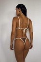 Conjunto: TOP SIMPLE E CALCINHA SUZY DUO
