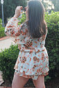 Macaquinho vestido com manga longa em chiffon pastel