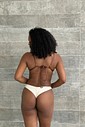 Conjunto Angélica Off White com Asa Delta Fio Duplo Conjunto Angélica Off White com Asa Delta Fio Duplo