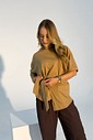 T-shirt Feminina Paloma Detalhe Frontal Transpassado Café com leite