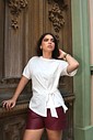 T-shirt Feminina Paloma Detalhe Frontal Transpassado Off White