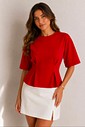 Blusa Amanda detalhe trapeado cor vermelho Blusa Amanda detalhe trapeado cor vermelho