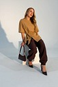 T-shirt Feminina Paloma Detalhe Frontal Transpassado Café com leite