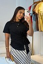 T-shirt Feminina Paloma Detalhe Frontal Transpassado Preto