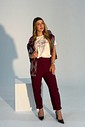T-shirt Feminina Pilar Cor Off White T-shirt Feminina Pilar Cor Off White
