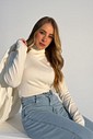 Blusa Lorena Gola Alta Off White