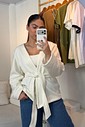 Casaco Cellina Fluido Transpassado Com Cinto Off White