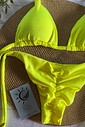 Biquíni Cortininha e Empina Bumbum Amarelo Neon