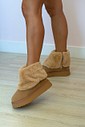 Bota Fluffy Lia Camel