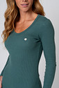 PIJAMA LONGO LUVA FEMININO EM RIBANA - CLÁSSICO CANELADO GREEN LUCK DETALHES