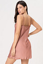 CAMISOLA ACETINADA - CLÁSSICOS ACETINADOS CARAMELO ÂMBAR CAMISOLA ACETINADA - CLÁSSICOS ACETINADOS CARAMELO ÂMBAR
