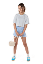 Conjunto juvenil listrado feminino blusa e shorts e confortável, perfeito para verão. Conjunto juvenil listrado feminino blusa e shorts e confortável, perfeito para verão.