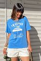 T-SHIRT ESTONADA HAPPIER IN ARUBA (COM APLIQUE) AZUL T-SHIRT ESTONADA HAPPIER IN ARUBA (COM APLIQUE) AZUL